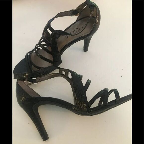 Moda Spana 3.5” High Heel Shoes NWOT size 8.5 - Picture 5 of 13